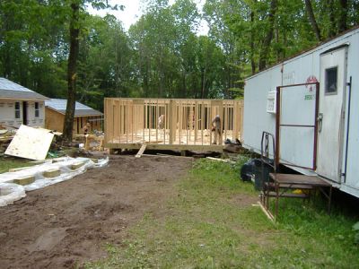 5/28/2010
Bungalows that are being constructed by Nesivos Hatalmud.
