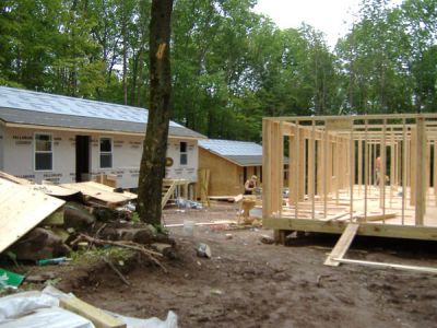 5/28/2010
Bungalows that are being constructed by Nesivos Hatalmud.
