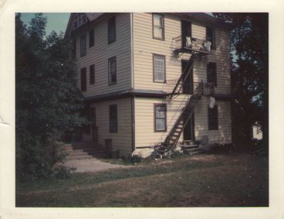Colonial
