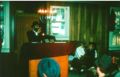 R' Chaim Kreisworth
