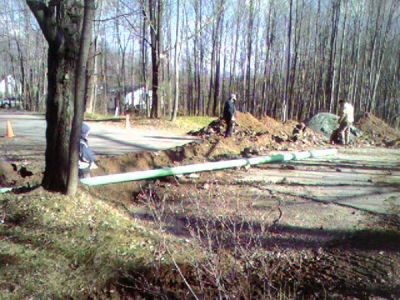 12/05/06
The sewer line being put in on the road.
