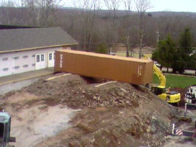 4/26/07
The trailers being moved to the loading dock so that the kitchen can be unloaded.
