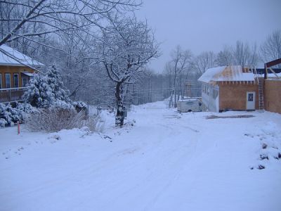 2/22/07 - Main Building
Standing between the Masmidim Bais Medrash and the Main Building, looking towards the road.

