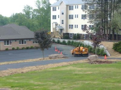 6/3/07 - Main Building
Notice the new landscaping (trees - and bushes by the Colonial Retaining Wall).
