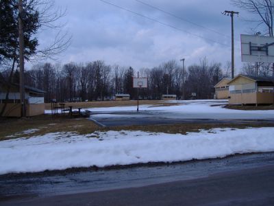 3/26/07
The snow, starting to melt.
