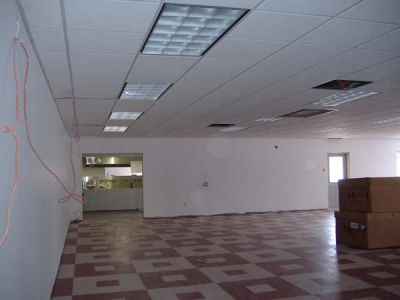 5/11/07 - Main Building
The Guest Dining Room (looking towards the kitchen).
